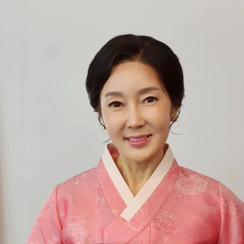 평소 화장을 안 하는데 너무 진해 보이지 않을까요?
