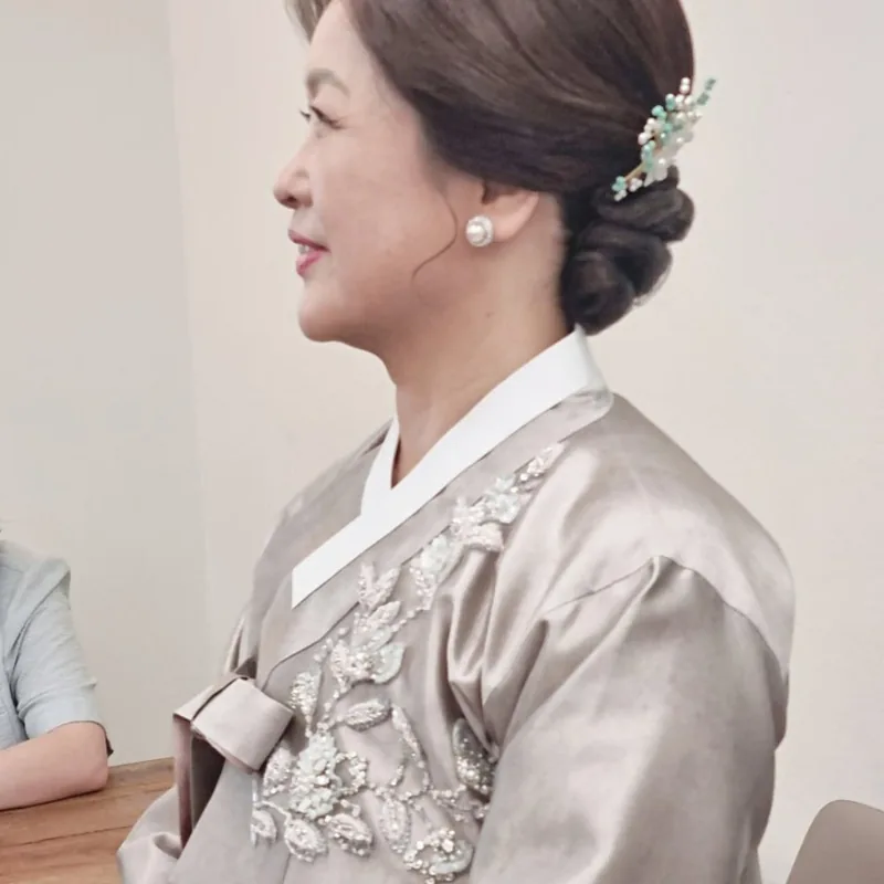 긴 얼굴형에 맞는 헤어스타일은?