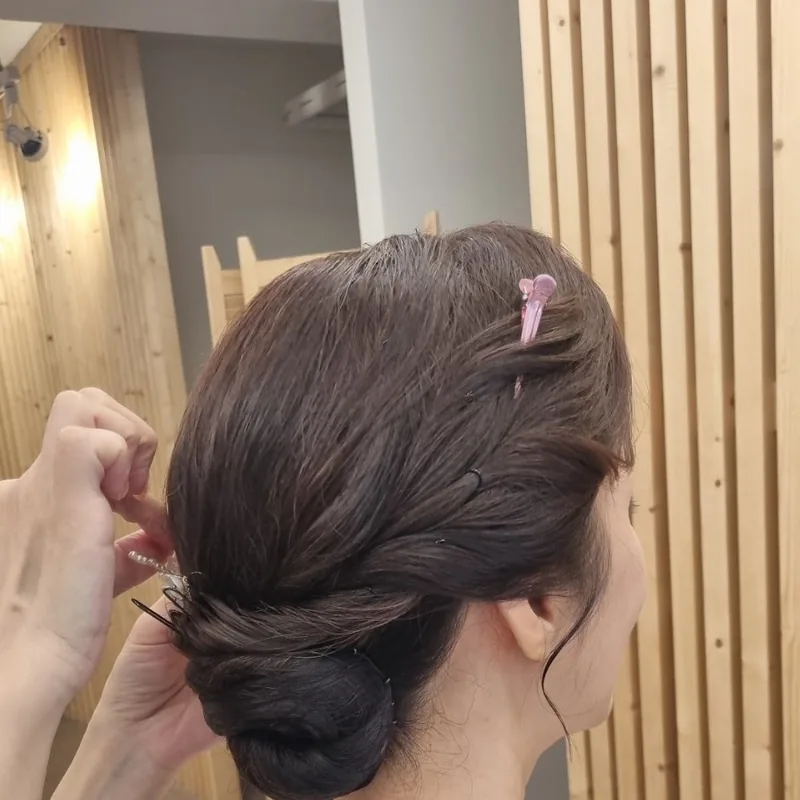 결혼식 도중 머리가 풀릴 경우 대처법
